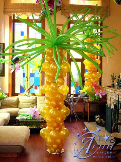 Оформление воздушными шарами: пальма 